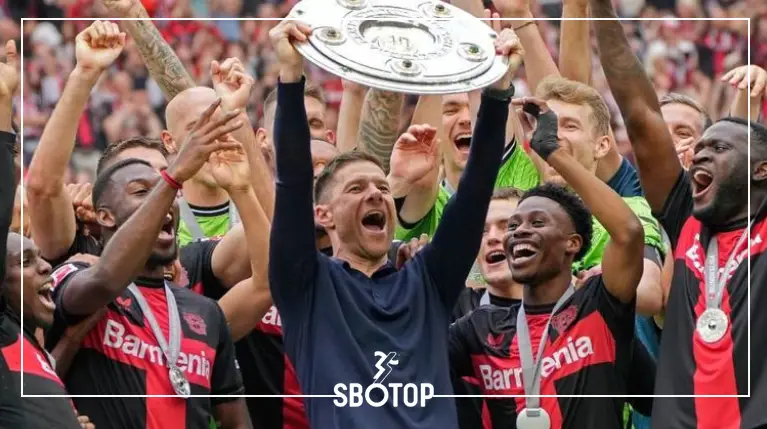 SBOTOP: อำลาสนามเหย้าไม่สวย! ชาบี อลอนโซ่ และเลเวอร์คูเซ่นโดนดอร์ทมุนด์สอนบทเรียนสุดโหด 2-4