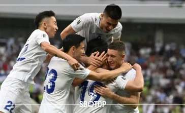 SBOTOP: สร้างประวัติศาสตร์! นักเตะทีมชาติอุซเบกิสถานรับรางวัลรถยนต์ไฟฟ้าหลังคว้าตั๋วลุยฟุตบอลโลก 2026