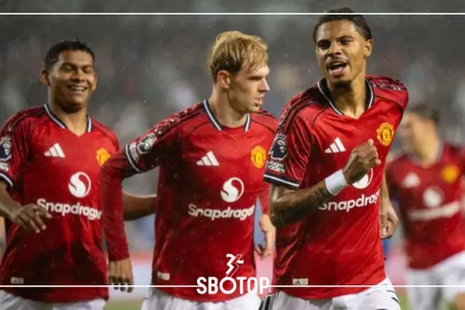 SBOTOP: ยิงเปิดตัวสุดปังกับทีมชุดใหญ่แมนยู ดาวรุ่งพุ่งแรงรายนี้ปลื้มสุดขีด!