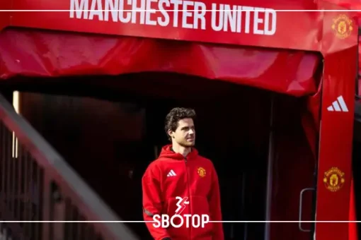 SBOTOP: ตำแหน่งที่กดดันที่สุดในแมนเชสเตอร์ ยูไนเต็ด: เซนเน ลัมเมนส์ จะรับมือได้หรือไม่?