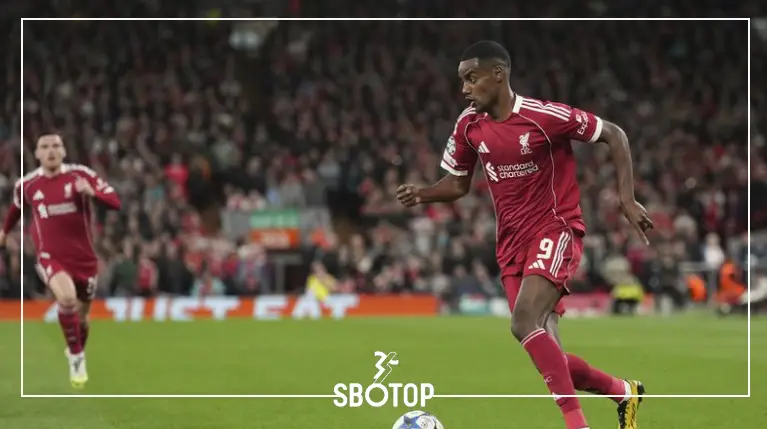 SBOTOP: คำเตือนถึงอเล็กซานเดอร์ อีแซก: ตราบใดที่มีโมฮาเหม็ด ซาลาห์อยู่ที่ลิเวอร์พูล คุณก็ยังเป็นแค่ ‘ตัวสำรอง’!