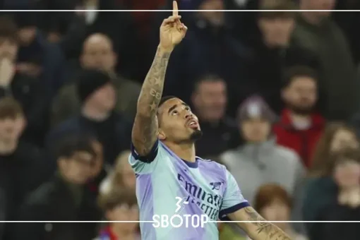 SBOTOP: ข่าวลือย้ายทีมไม่สะเทือน! กาเบรียล เฮซุส ยังคงจงรักภักดีต่ออาร์เซนอล