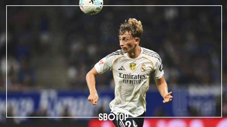 SBOTOP : สถานะเปลี่ยน ดีน ฮุยเซนหมดสิทธิ์การันตีตัวจริงในราชันชุดขาว