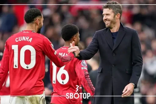 SBOTOP: ฟื้นคืนเอกลักษณ์โอลด์แทรฟฟอร์ด: ความกล้า ความเร็ว และ DNA แมนยูในยุคเซอร์ อเล็กซ์ เฟอร์กูสัน