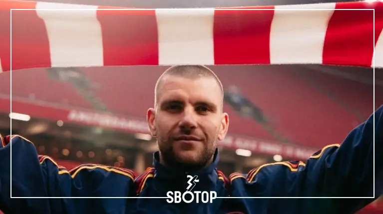 SBOTOP: มาร์เท่น เพส ภูมิใจได้ร่วมทีมอาแจ็กซ์ พร้อมทุ่มเทเต็มที่เพื่อสโมสร