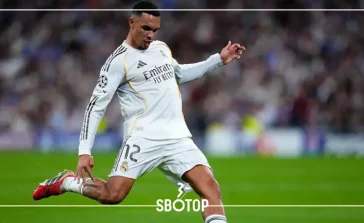 SBOTOP: คืนวันเลวร้ายของ เทรนต์ เล่นต่ำกว่ามาตรฐาน ก่อนถูกเปลี่ยนออกท่ามกลางเสียงโห่