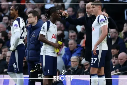 SBOTOP: สเปอร์สเผชิญวิกฤตหนักในลอนดอนเหนือ